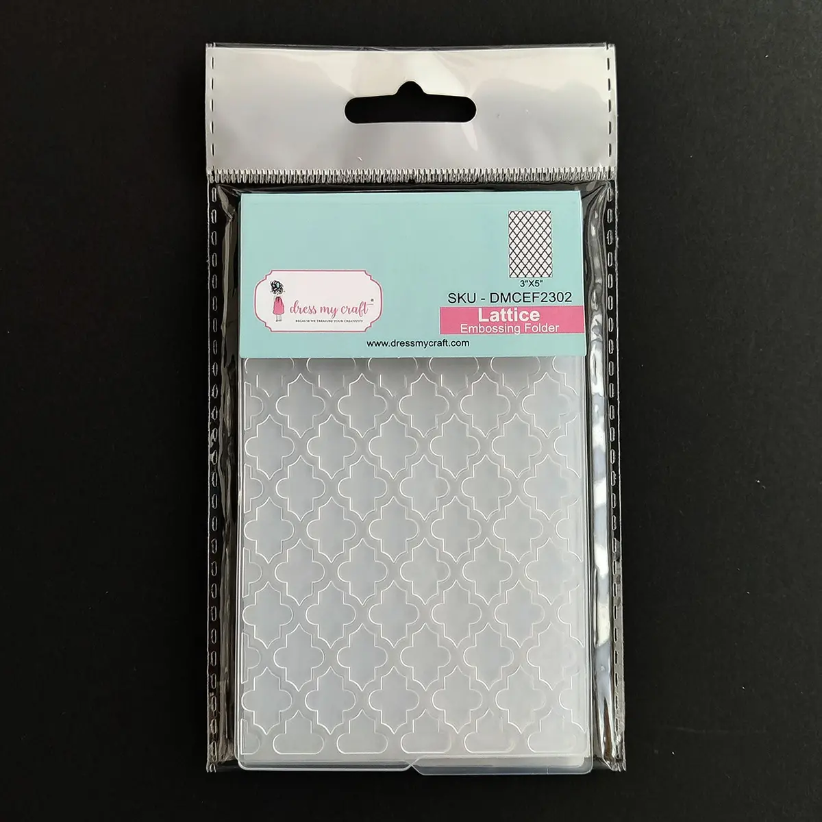 Dress My Craft - Lattice Pattern - Embossing Folder (Mini) 1