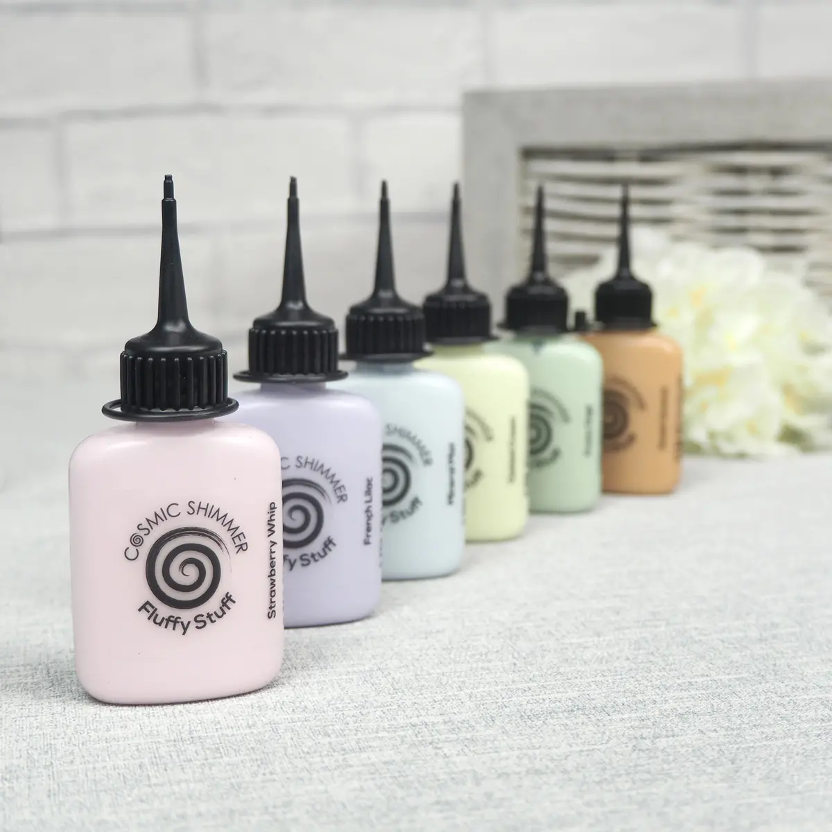 Cosmic Shimmer Fluffy Stuff - 30Ml 1