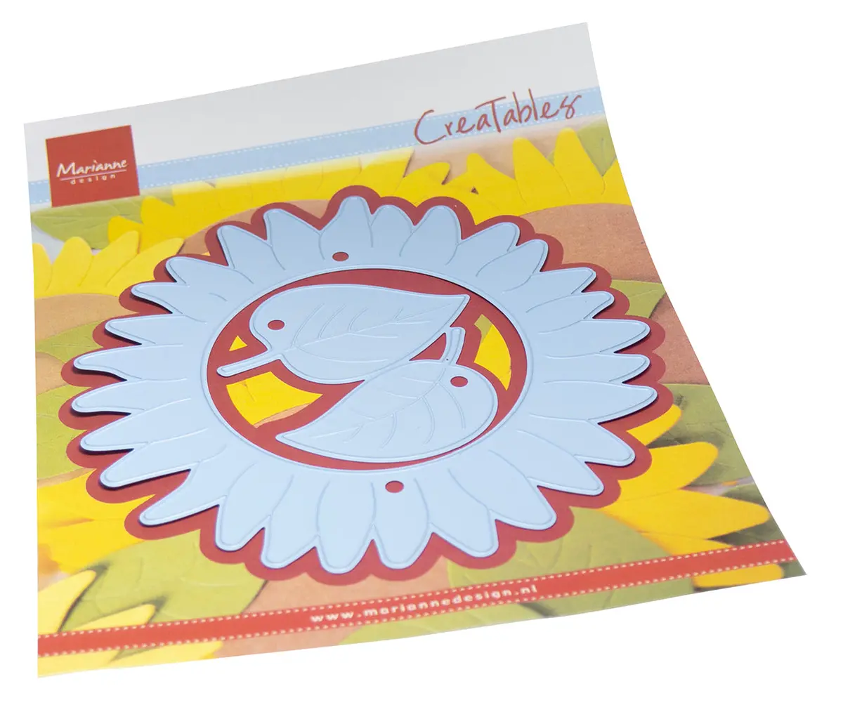 Marianne Design Creatables Die - Sunflower Doily 1