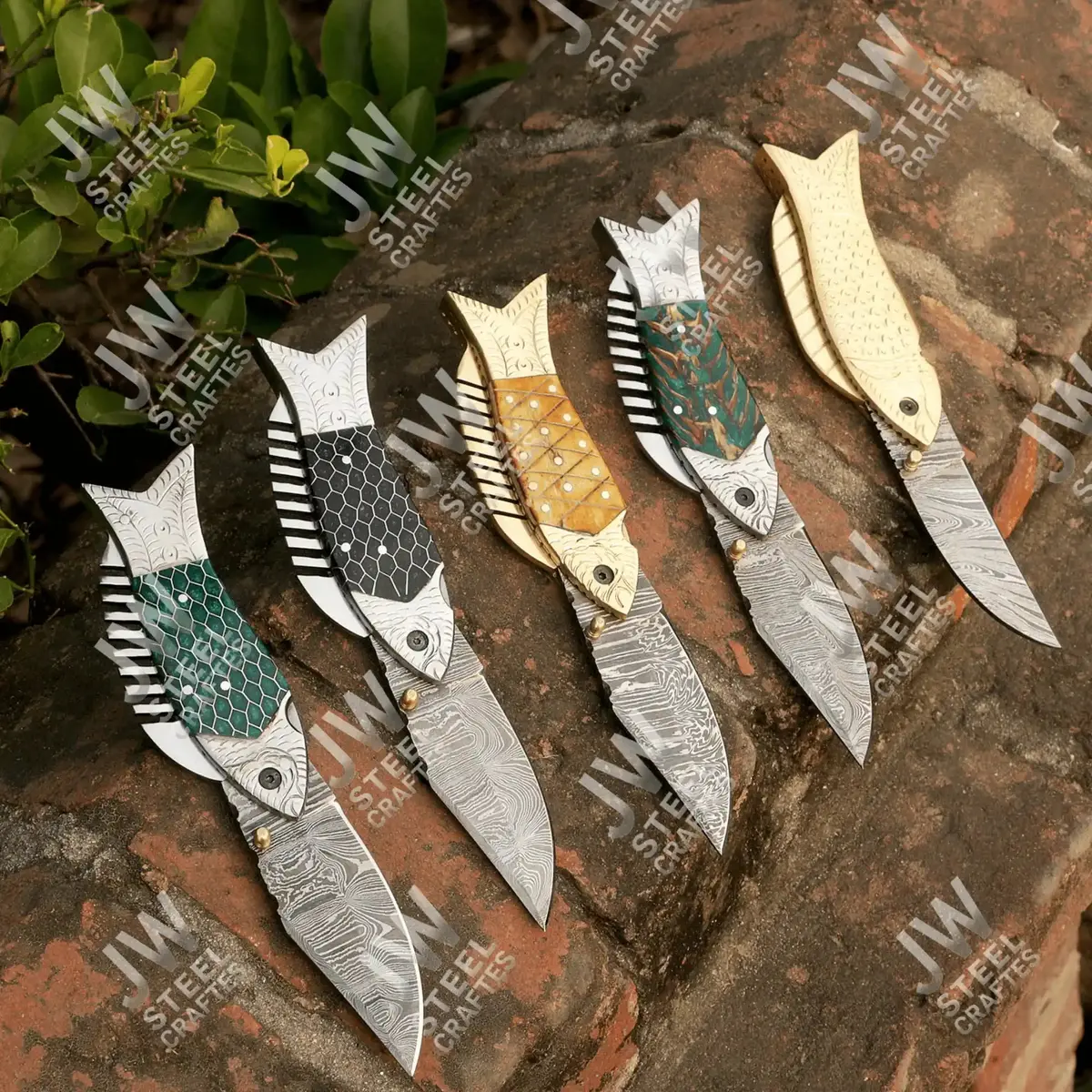 Hand Forged Damascus Steel Folding Knife – Honeycomb, Pinecone & Brass Handle Variations 1