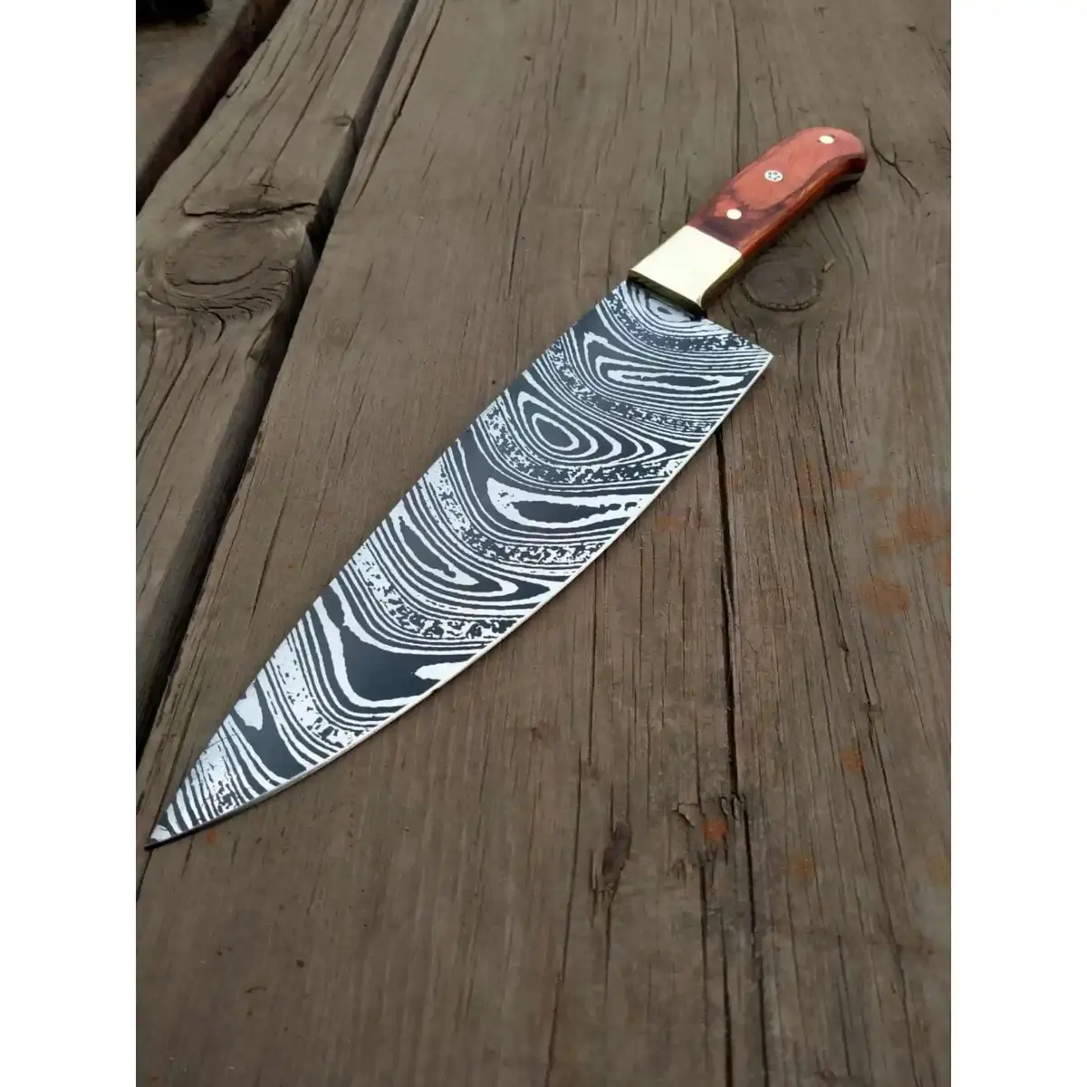 Handcrafted 8” Twisted Damascus Gyuto Chef Knife — Red Pakka Wood Handle With Solid Brass Bolster 1