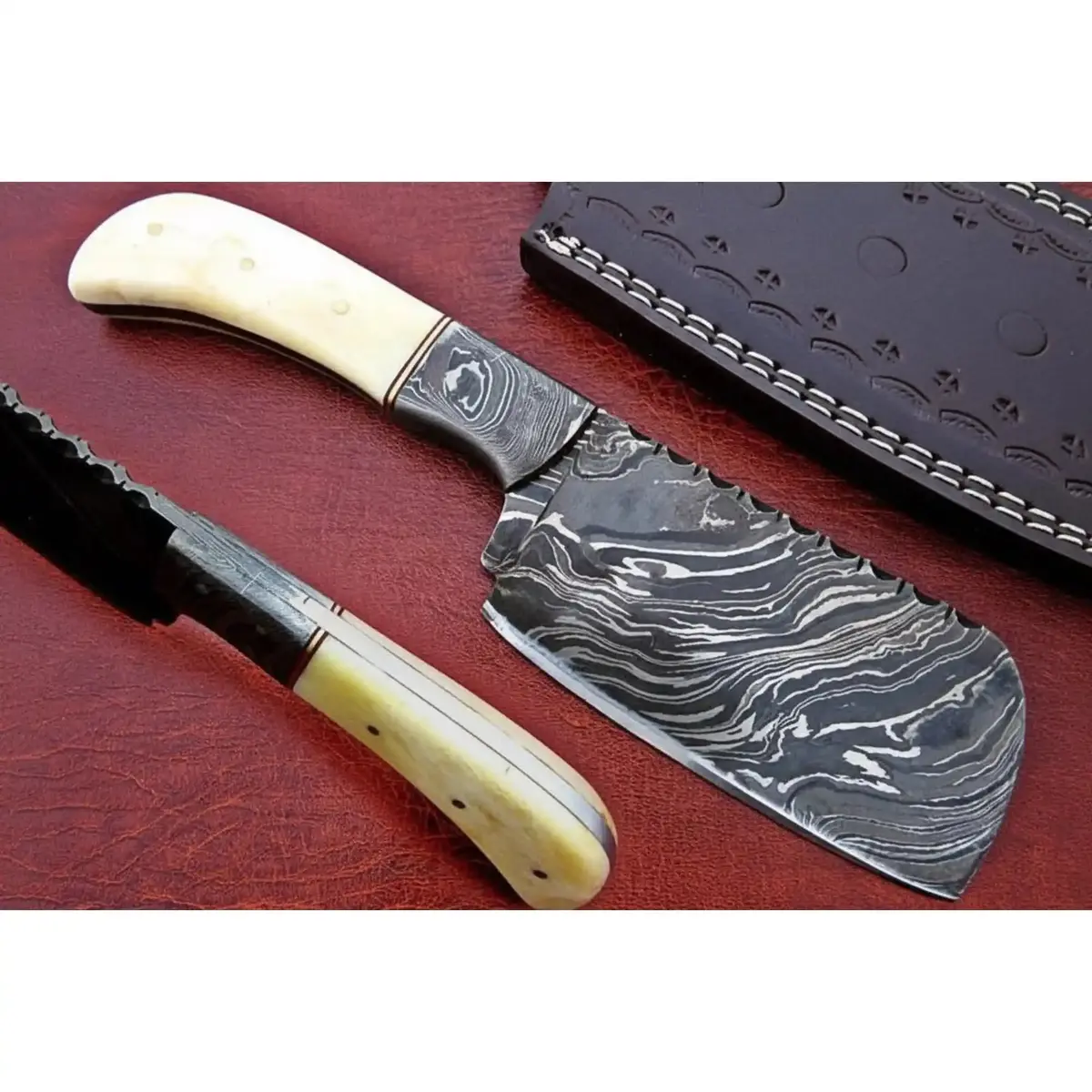 Handmade Damascus Skinner Knife Full Tang Fire Pattern Blade Bone Handle With Leather Sheath Gift Knife 1