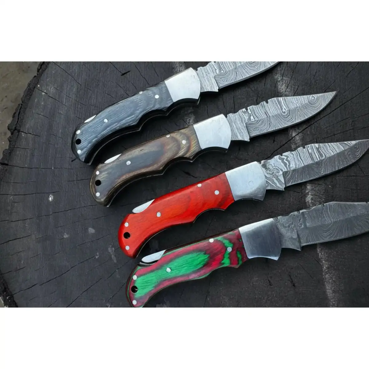 Handmade Damascus Steel Folding Knife – 4 Premium Handle Variations 1