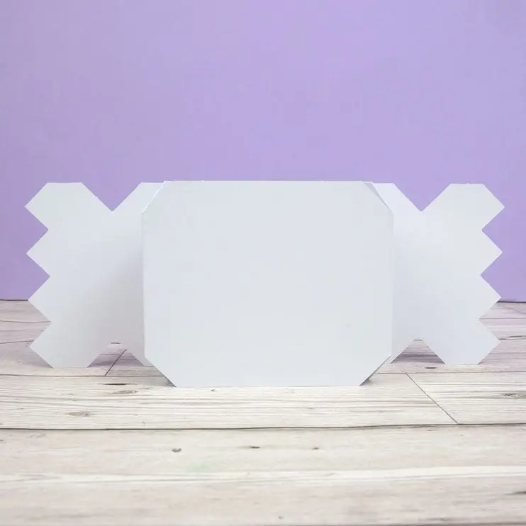 Luxury Shaped Card Blanks & Envelopes - Cracker 1