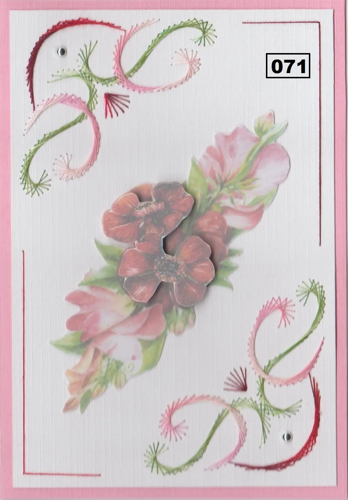 Laura's Design Digital Embroidery Pattern - Large Corners 2 1