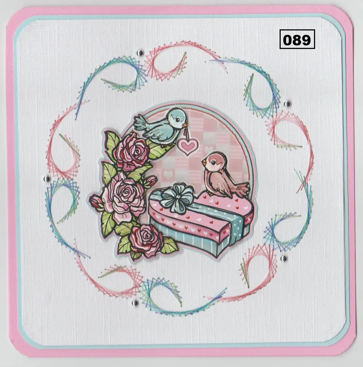 Laura's Design Digital Embroidery Pattern - Flourish Wreath 1
